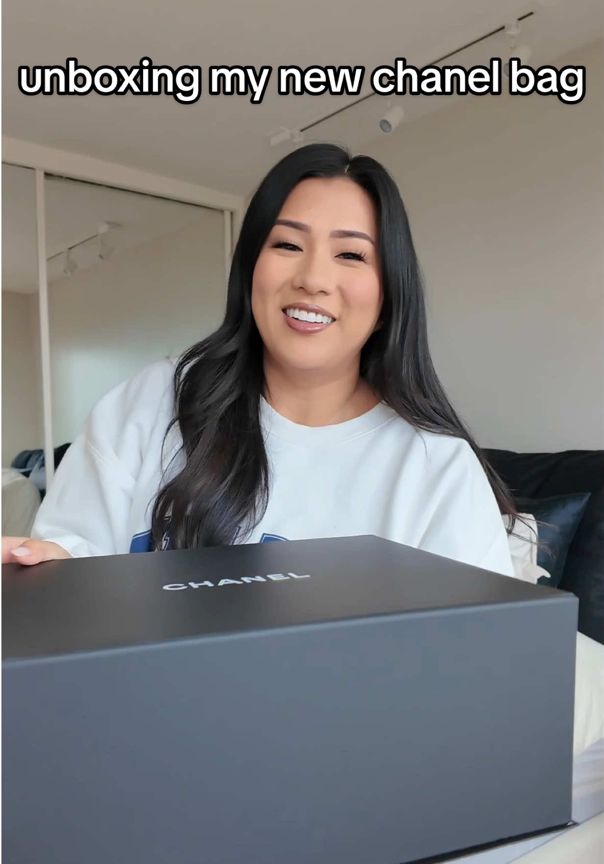 unboxing my new chanel 25 bag 💕  — #chanel #chanel25 #unboxing 