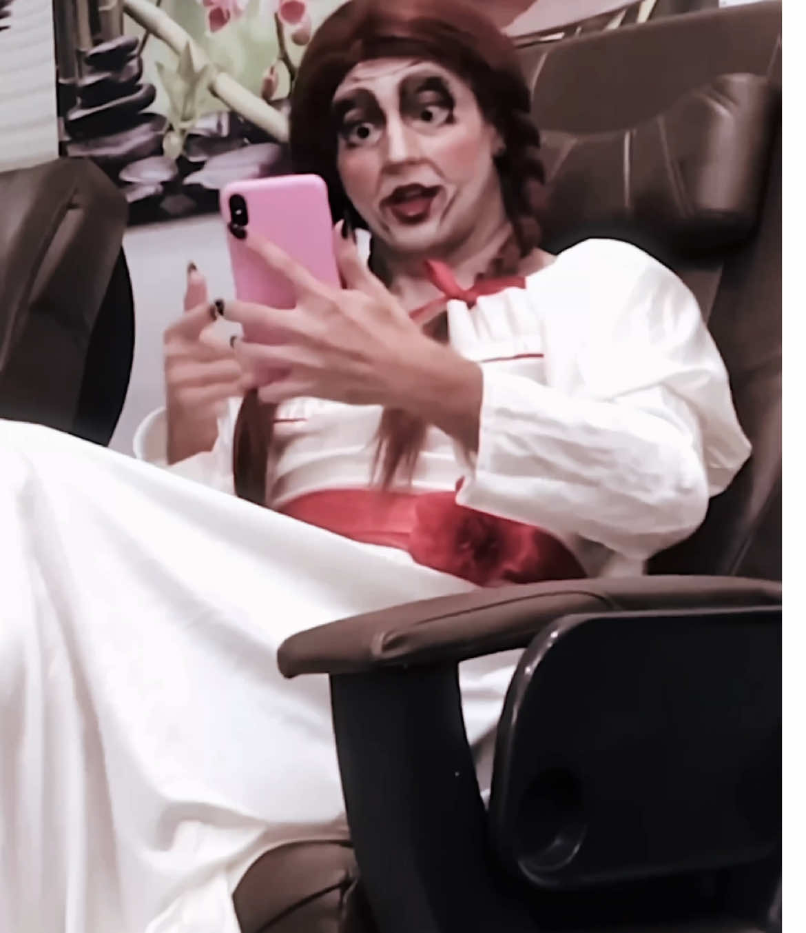 HALLOWISSA.  #twaimz #twaimzissa #issaedit #twaimzofficial #twaimzedit  @twaimz  @chloe ⧗ @bella ★ @𝐤𝐱𝐬𝐞𝐧 