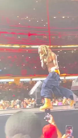 lil Wayne mirror in the wall  #lilwayne #tiktok #ineedmyveiw#goviral #hiphop 