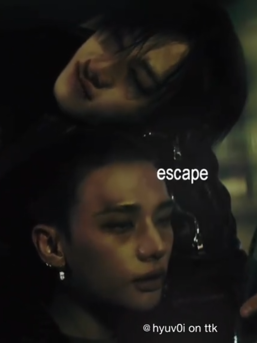 escape #escape #skz #lyrics #hyunjin #bangchan #dominate #edit #typography #straykids #fyp #viral #hyuv0i  gnt. agora q a dominate tour oficialmente acabou me toquei que eles nunca mais vão performar as units e que a primeira vez q eu escutei elas ao vivo em um estádio vai ser a última tb kk entrei em choque mas oq me resta eh editá-las e tb me toquei q nunca tinha editado elas (so truman) entao tomem ai 🆗🆗