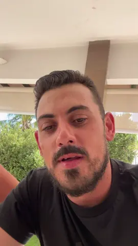 Segue  ou não o conselho do homem ? #leonardo #cantorleonardo @LeonardoResenha 