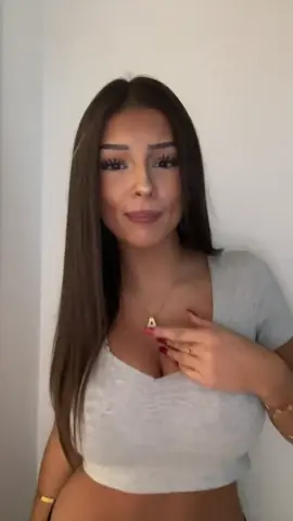 Wait for it 👀 #girl #meuf #beautifulgirls #brunette #france🇫🇷 