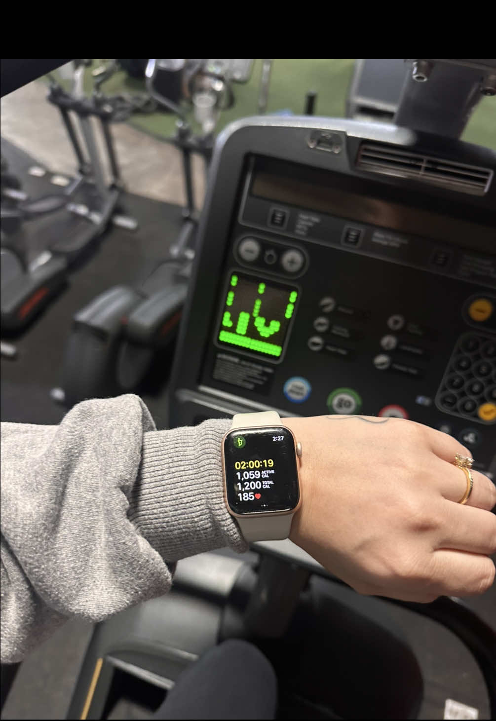 Cardio day = 2 hour stairmaster 🤓 #stairmaster #gym #fyp 