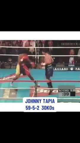 Tapia was sharp as hell out there‼️ RIP #boxing #classicboxing #johnnytapia #foryoupage #knockout 
