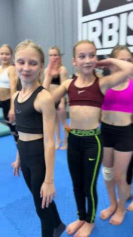 #дітиукраїни💙💛 #акробатика #тренування 