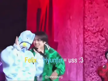 #HYUNLIX :: 'Waa Mi shipp fav x smpreee ! 😎💘💘  #podercerdito❤️ #stay #straykids #fyppppppppppppppppppppppp @TikTok @Stray Kids 