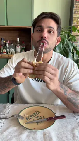 VCS PRECISAM FAZER ISSO DAQUI! Já deixa aqui nós comentários quem vai ficar te devendo essa delícia. INGREDIENTES - Batata inglesa - Sal e pimenta do reino a gosto RECHEIO DE SUA PREFERÊNCIA  Eu utilizei: - frango desfiado - Mussarela - Tomate - Rúcula  MODO DE PREPARO NO VÍDEO 🤍 #receitaspraticas #receitasdojaja #receitasfaceis