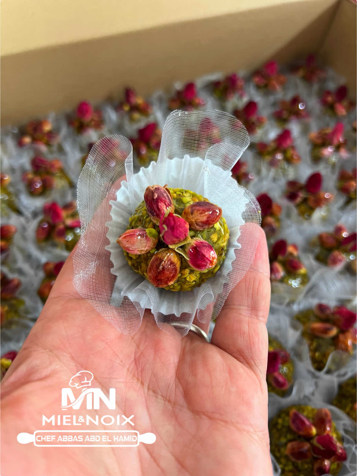 مشوك الباي 🥮🥮.                                    #حلويات_اعراس_افراح_اعياد_مناسبات #حلويات_تقليدية #traditional #قسنطينة #اعراس 