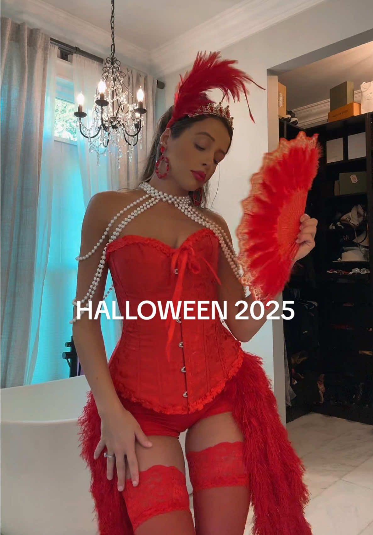 Her name is Lola, she was a showgirl 🪭 #halloweencostume #costume #halloween2025 #showgirl #costumeideas 