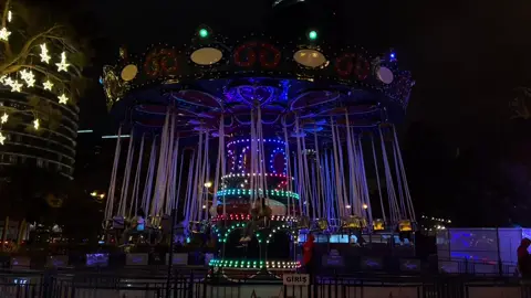 Dünya fırlandıqca fırlanır bizim karusel🎠❤️  #karusel #aestheticvideo #nightvibes #bulvardan #moodyaesthetic 