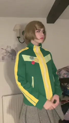 Reading plunderer rn #chie #chiecosplay #persona4 #zennilis #fyp 