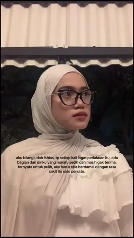 kebayang bgt gimana ketawa bangganya dia, kalo malem itu dia berhasil bohongin aku