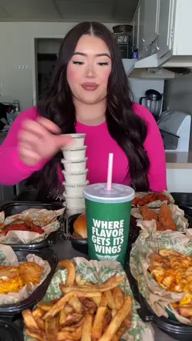 Wingstop Mukbang 🫶🏻 #wingstop #wingstopmukbang #wingstopfries #Foodie #munchies 