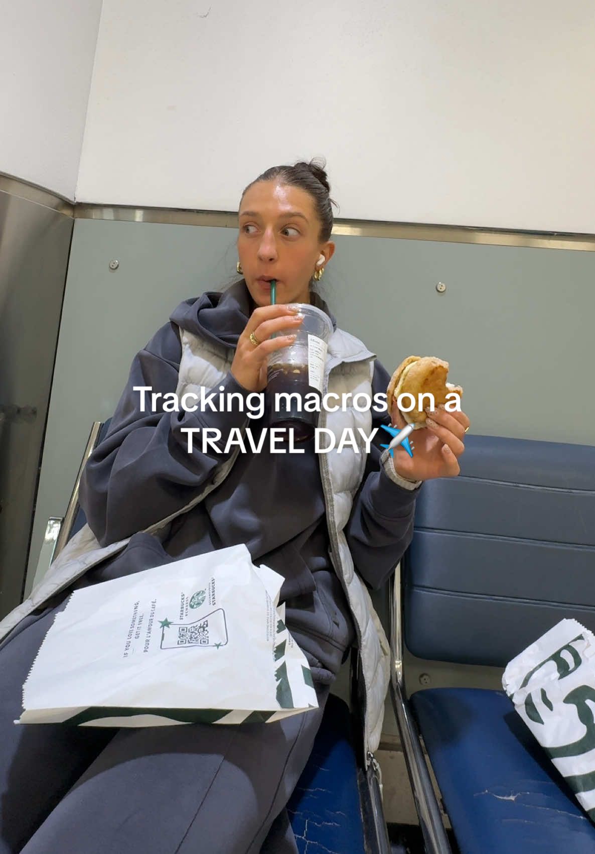 Starbs sammys (coupled with discipline/dedication) is my GO TO for travel days 🤩☕️🍞
