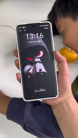 You can download the same style  dynamic wallpaper for free , the template in the lower left corner is ready go and try it!       #livewallpaper #wallpaper #capcut #capcutforus #capcutpioneer iphonewallpaper     livewallpaper