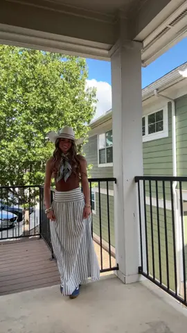 still not over this skirt sorry #outfit #clothes