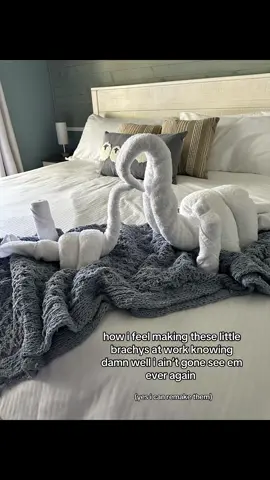 these made me feel like jwe3, played ts for 4 hours yesterday. posting this for fun #brachiosaurus #jwe3 