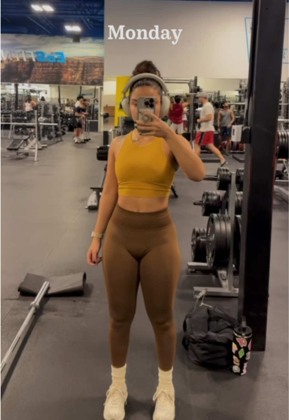 favorite gym fit combos of the week 💕  . . Gym outfits. OOTD. Outfit of the day. Women’s activewear. Style. Lifestyle. Gym outfit inspiration. #gym #OOTD #gymfit #Fitness
