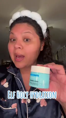 elf holy hydration 10/10💙 Skincare can be affordable AND high quality. This holy hydration face cream by elf has Niacinamide ,hyaluronic acid and peptides.@e.l.f. Cosmetics  #elfholyhydration #elfcosmetics #elf #elfmakeup #affordableskincare 