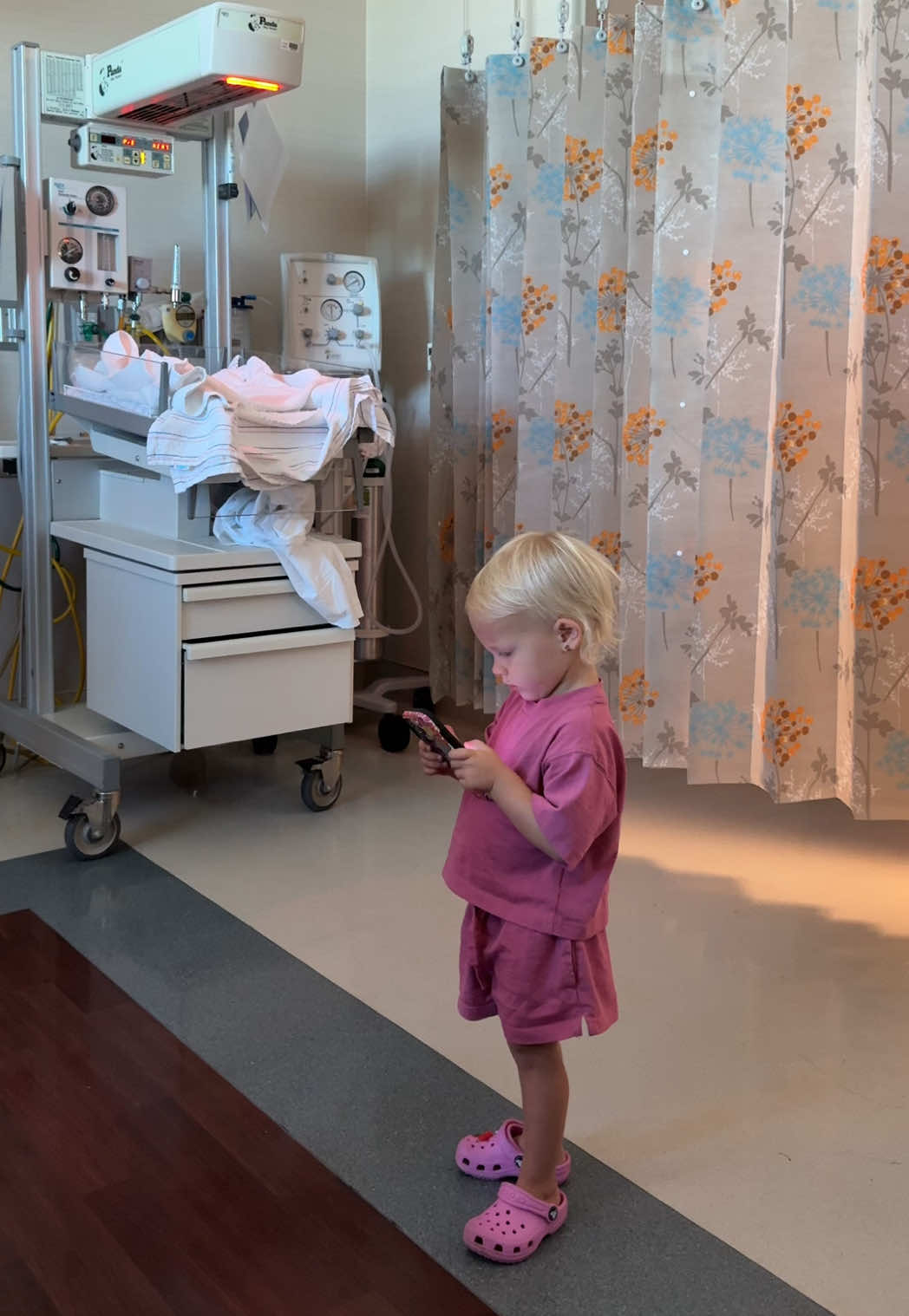 It all happened so fast anyone else?? #birthstory #givingbirth #twokids #toddlermom 