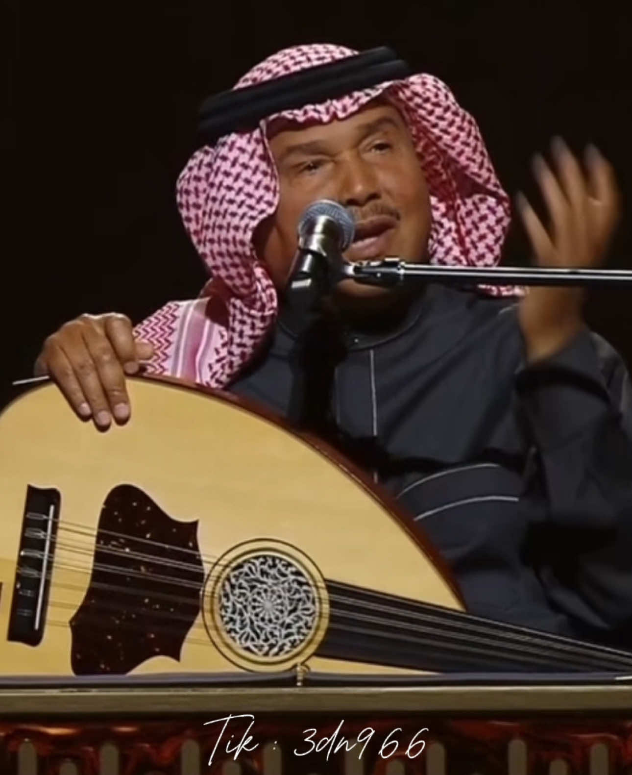 الف سلامة عليك 🤍😢 #محمد_عبده #الكويت #محمد_عبده_في_الكويت #فنان_العرب #abdu 