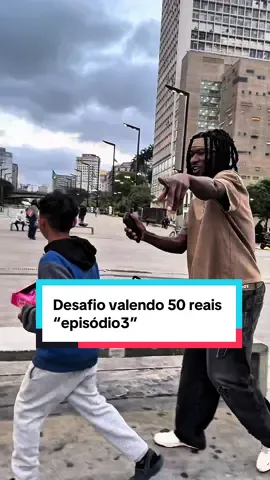 Valendo 50 reais se conseguir 10  abraços 