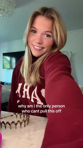 idk i wish it worked its so cute on everyone else #headband #fyp 