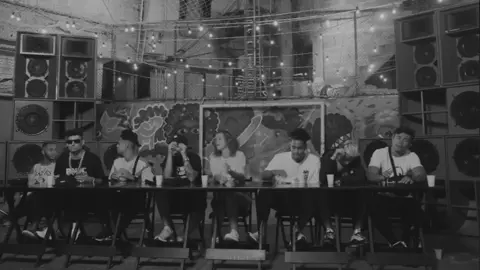 melhor poesia🍍#tipografia #fouryoupage #poesiaacustica #dudu #vaiprafycaramba 