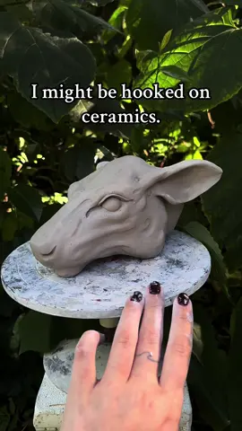 help #sculpting #ceramics #clay #handbuiltceramics 