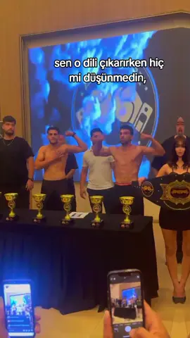 o dili yuttururlar aslan 🥱 #kesfetteyiz kesfet #profesional #muaythai #thailand🇹🇭 