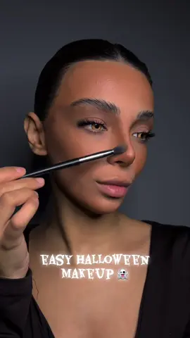 How about being Bambi this Halloween? 🦌 #makeup #makeupartist #makeuptutorial #hollaween #bambimakeup 