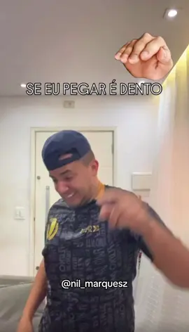 É dentoooo  . . . . #explore #fyp #som #dancer #meme 