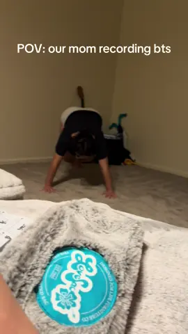 Why she couldn’t do the push up tho lmaoooo #fyp #sister #bts 