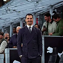 Zlatan ☠️☠️  #zlatanibrahimovic #futebol #suecia 