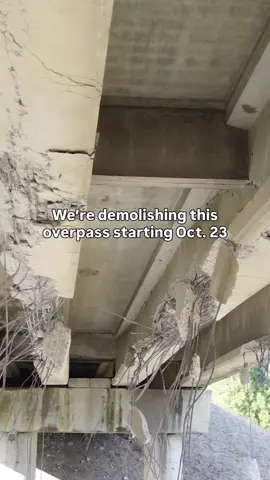 Here’s a closer look at the damage to the Bullfrog Road overpass over I-90 near Cle Elum after it was struck by an over-height load on Oct. 21. We’ve hired an emergency contractor to remove the damaged westbound overpass so westbound I-90 can safely reopen. Demolition is scheduled to begin Thursday, Oct. 23. Weather permitting, demolition work will wrap up and westbound lanes will reopen to traffic early next week. Here’s what travelers need to know: - During demolition, westbound traffic will continue to detour using the off- and on-ramps at Exit 80. Eastbound I-90 will remain open, though an eastbound lane overnight Thursday closed during the demolition starting at 6 p.m. Thursday, Oct. 23 until 8 p.m. Saturday, Oct. 25. -To keep I-90 traffic moving, travelers on Bullfrog Road cannot access the westbound on-ramp to I-90. -I-90 travelers going to Suncadia/Roslyn area need to use exit 85 to State Route 903. -Travelers on westbound I-90 needing access to south Bullfrog Road and Leisure Lane will detour to exit 78 and go east on I-90 to exit 80. Video description: Drone footage shows extensive damage to an overpass over a highway. Exposed steel and crumbled concrete are visible. The text on the video summarizes that the damaged bridge will be demolished starting Oct. 23. Our plan is to reopen westbound I-90 early next week.