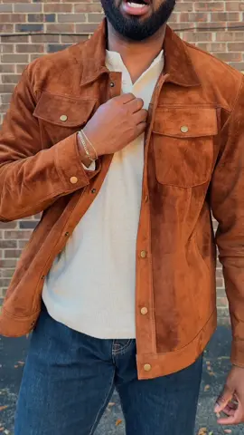 Happy Fall, y’all. We are enjoying the beautiful weather on this off day and breaking out a brand new piece with this suede trucker. I cannot speak more highly of this jacket from Beckett Simonon. They are known for their handcrafted footwear, but they are stepping out into other leather goods including garments. This thing is insane. The quality and attention to detail is incomparable. I am so thankful to get to work with and have a great relationship with this brand. I have a ton of suede pieces and shoes in my wardrobe, so I think I might do a maintenance video on how I pretext them. Would y’all want to see something like that? Lemme know. TAKMY.  Shoes and Jacket: @Beckett Simonon  Shirt: @Walmart George Brand Jeans: @Aeropostale 