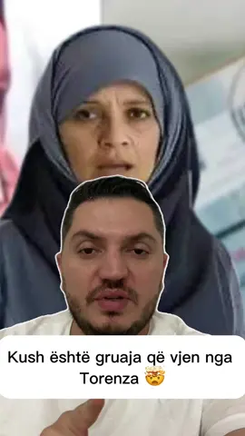 😱 “GRUAJA NGA VENDI QË NUK EKZISTON?! 🇺🇳✈️ ‘TORENZA’ TRONDIT BOTËN!” Një grua mbërrin në aeroportin JFK me pasaportë nga një vend që s’është në asnjë hartë 🌍 Disa thonë se është udhëtare nga një dimension tjetër… por e vërteta është edhe më e çuditshme 🤯 Videoja? Krijim i Inteligjencës Artificiale 💻⚠️ Sa e lehtë është të mashtrohesh sot? 👀 #A#AITorenza #TironAlili #AMëDëgjon #Shqiperia 