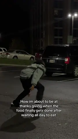 They finna be playing defense on that food but idc my offense better when im hungry 😭😭#foryoupage #fyp 