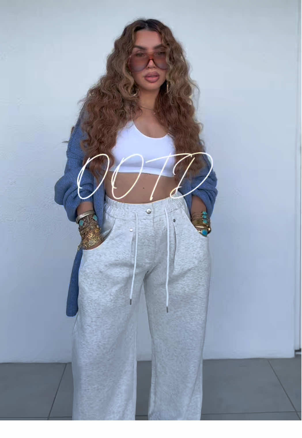 Cozy causal ootd  @PrettyGarden #blackfridaydeals #blackfridayearlydeals #cybermonday #blackfridaysale 