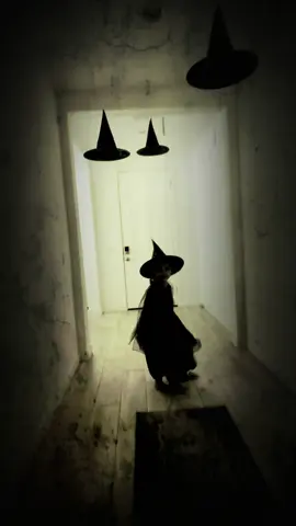 just a little hocus pocus #motherhood #MomsofTikTok #halloween #witchtok 