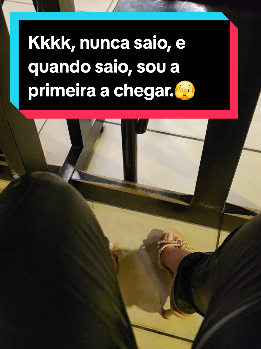 #ruiva #forró #quintaFaz parte, a colega falou que era as 19:00 então eu to aqui.😌