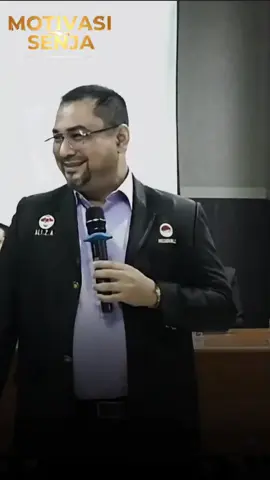 “Kadang, motivator terbaik bukan yang memberi nasihat… tapi yang pernah merendahkanmu. Karena dari sakit itu, kamu bangkit.” 💪 #MotivasiHidup #BalasDenganSukses #SelfImprovement #MentalKuat #Inspirasihidup 