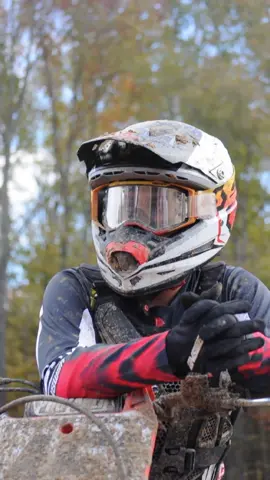 “GEEK BAR?” #motocross #dirtbike #honda #track #fyp 