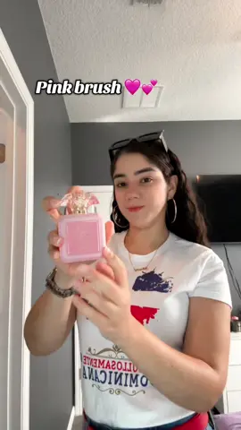 #ard #pinkbrush #perfume #smellgood #tiktokshop 