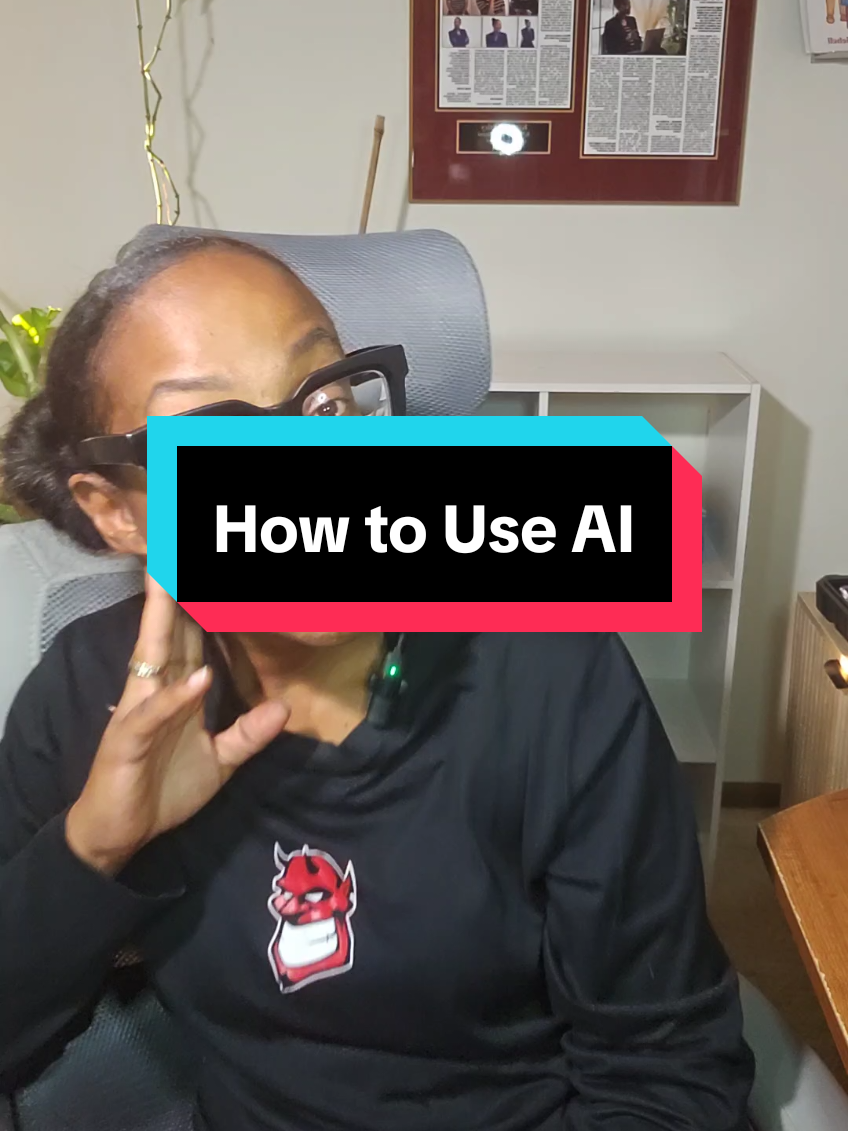 Did you know AI-generated content might not be copyrightable? And that undisclosed AI use can violate publisher policies and lead to plagiarism claims? If you're using AI in your writing, you NEED to understand the risks. Transparency isn't optional; it's essential. #AI #writingcommunity  #aiethics
