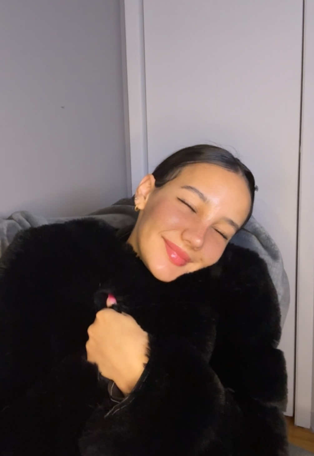 A seulement 50$ madaaame t’as pas besoin d’être riche pour être classe👜 #LookDuJour #budgetoutfit #style #algeria #fyppppppppppppppppppppppp 