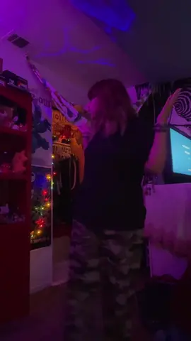 guess how tall i am 😛 #07 #piercings #xybca #theythem #raysdecaying 