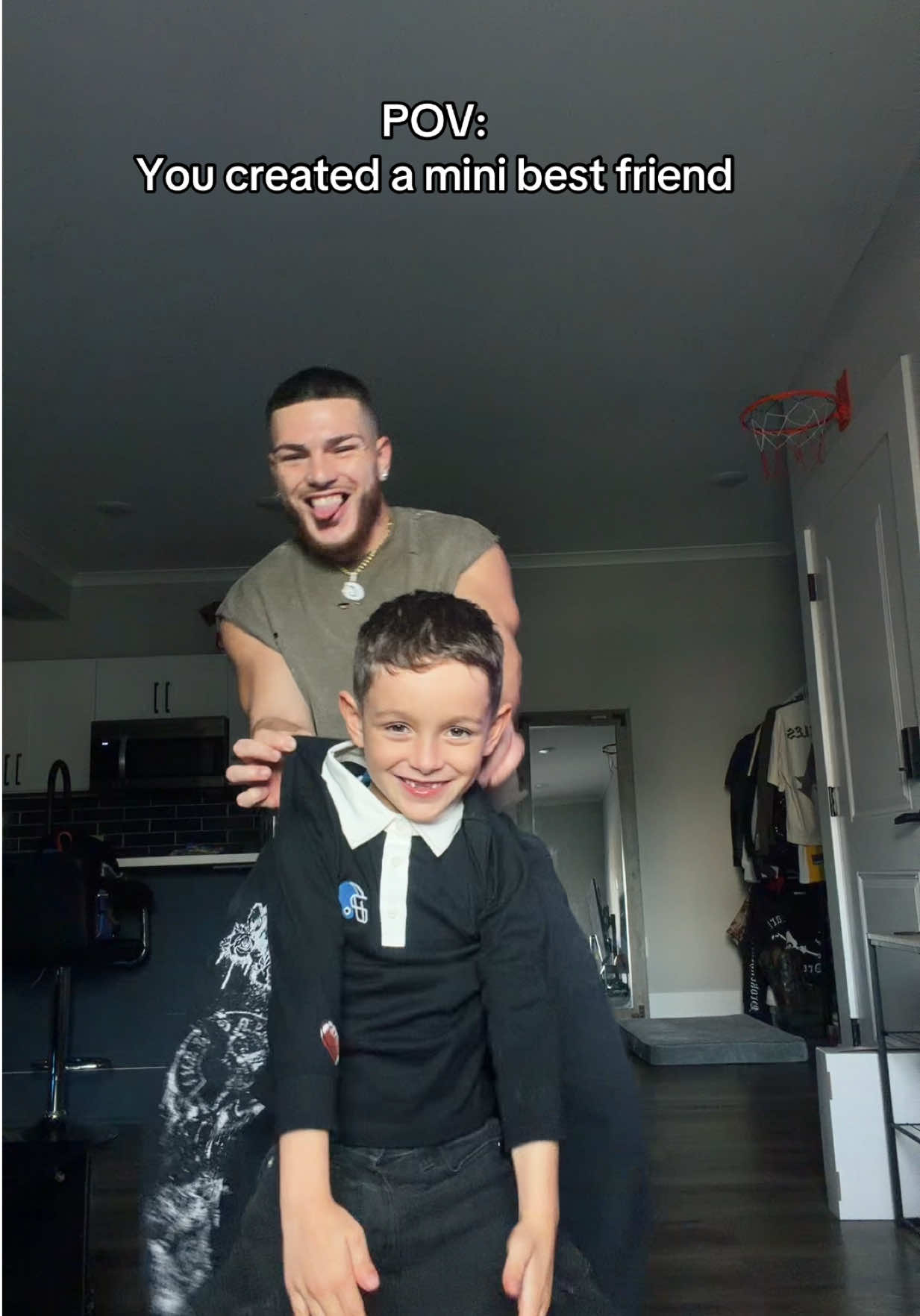 Don’t play with us on the dance floor🤣🔥 #fyp #vasquezboys #dance 