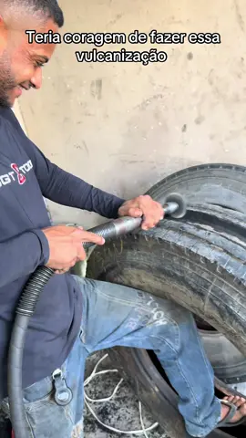Teria coragem de fazer essa vulcanização #caminhao 