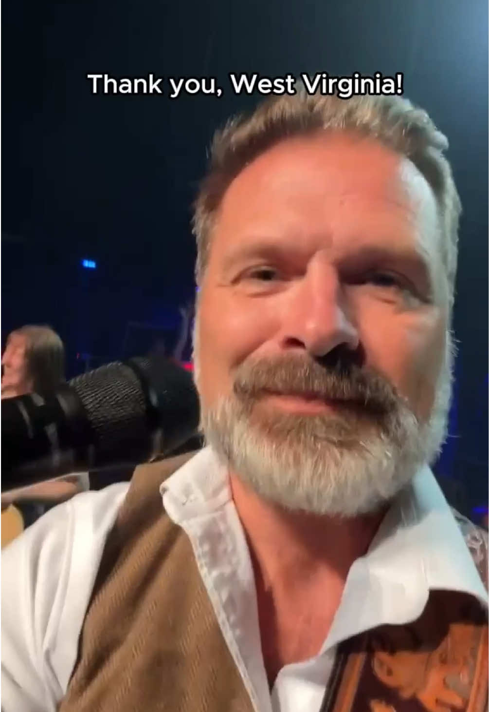 Another great night on The Ignite Tour! Thank you for being the loudest crowd so far, Clarksburg, WV! 🙌 #macpowell #christianmusic #livemusic #OnTour 